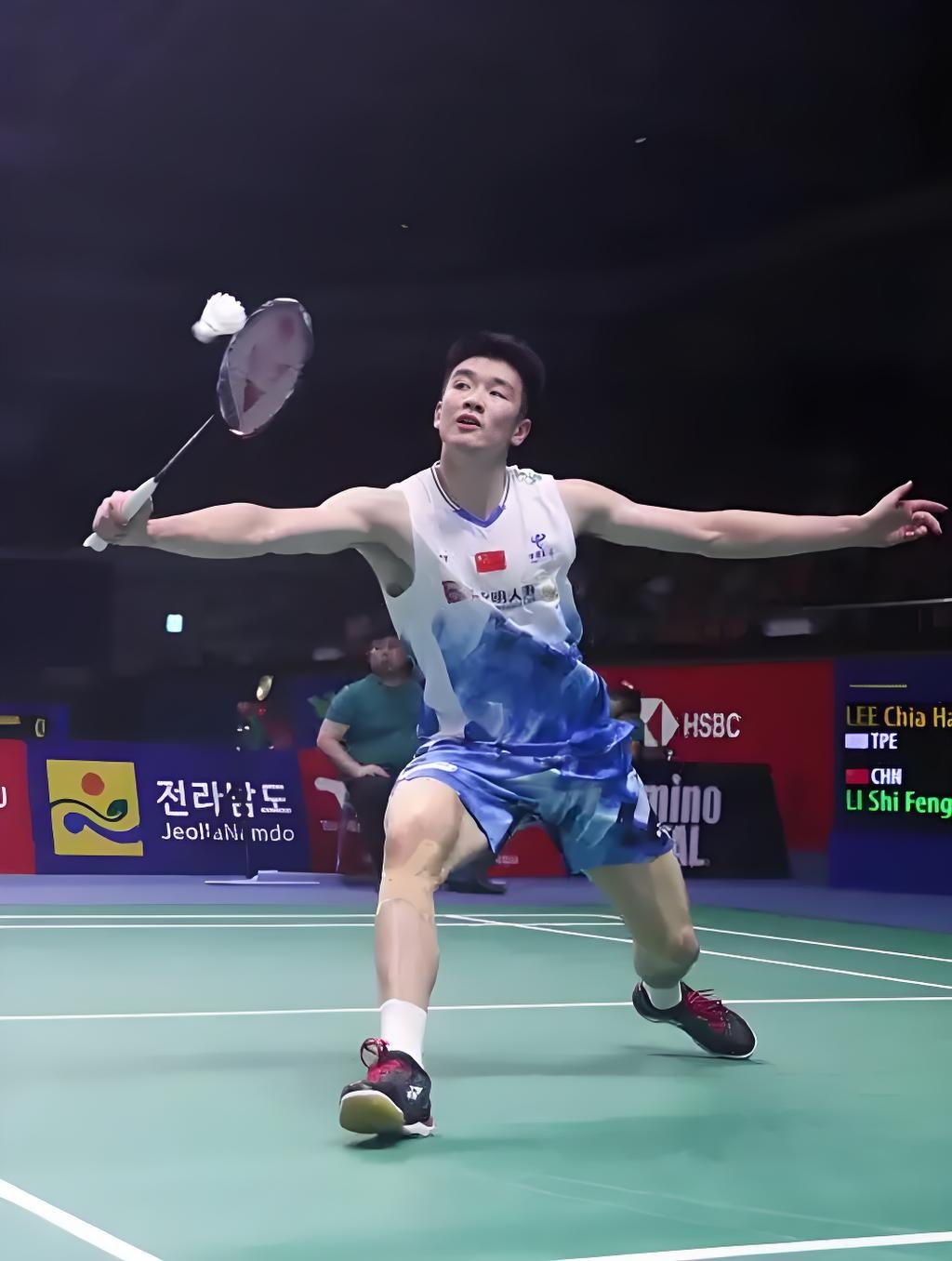 包含韩国羽毛球队险胜中国羽毛球队，安赛龙完成帽子戏法的词条