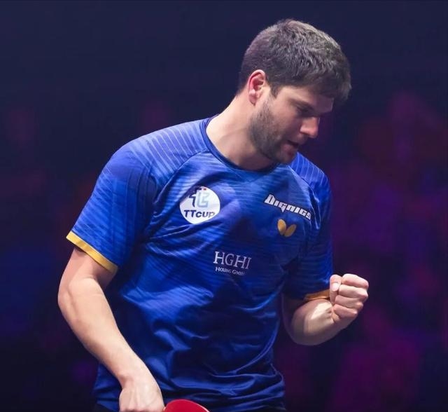 中国队力克日本队，奥恰洛夫关键制胜