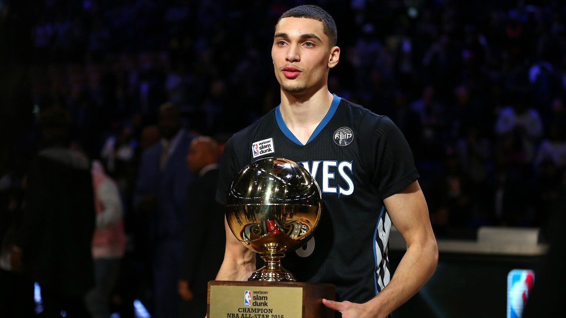 班凯罗里程碑之夜,魔术主场力克爵士,新星闪耀未来可期