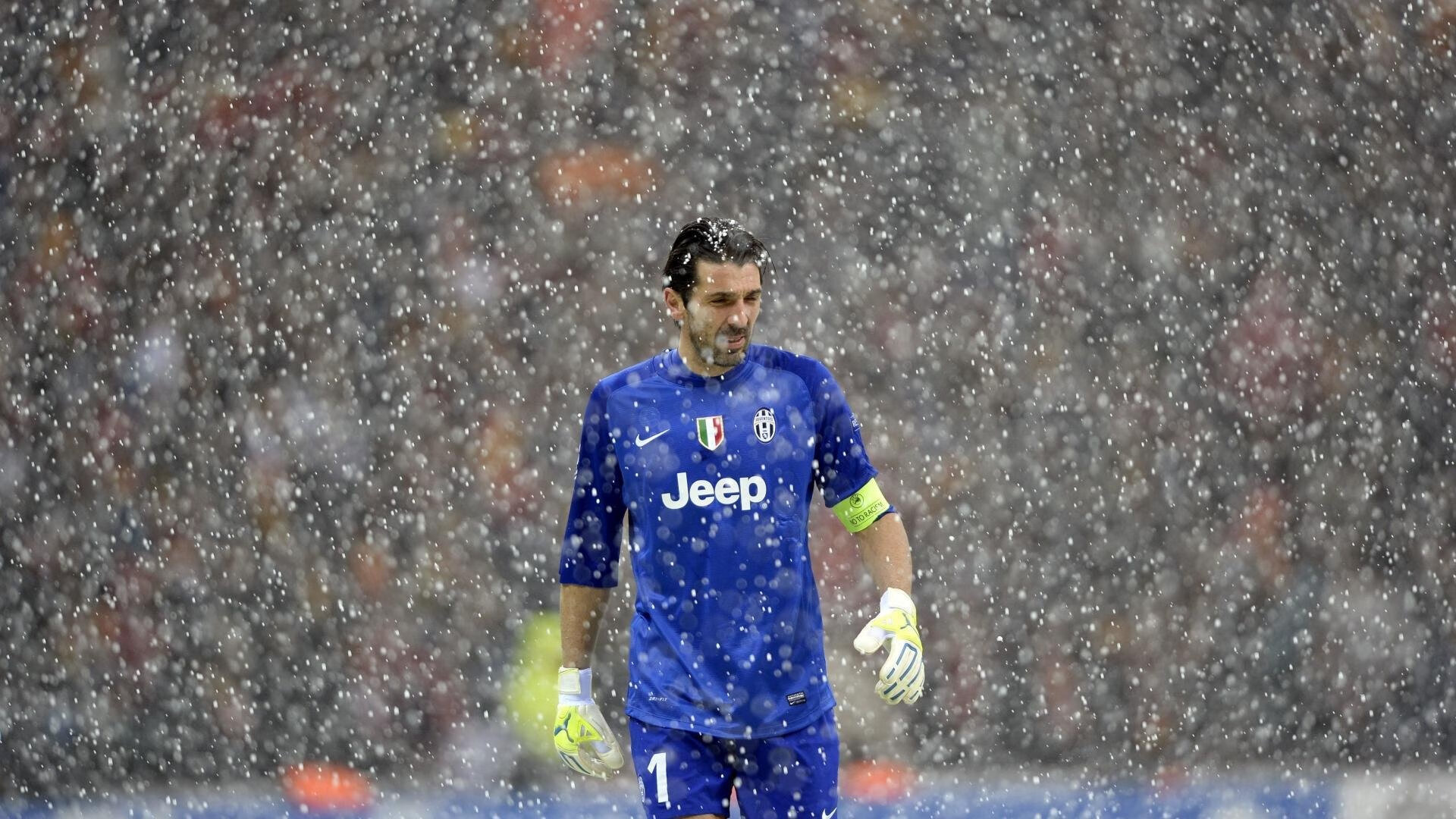 冰火交织的赛场奇观,杰伦格林德甲封神夜,映照广东爆冷背后的竞技哲学