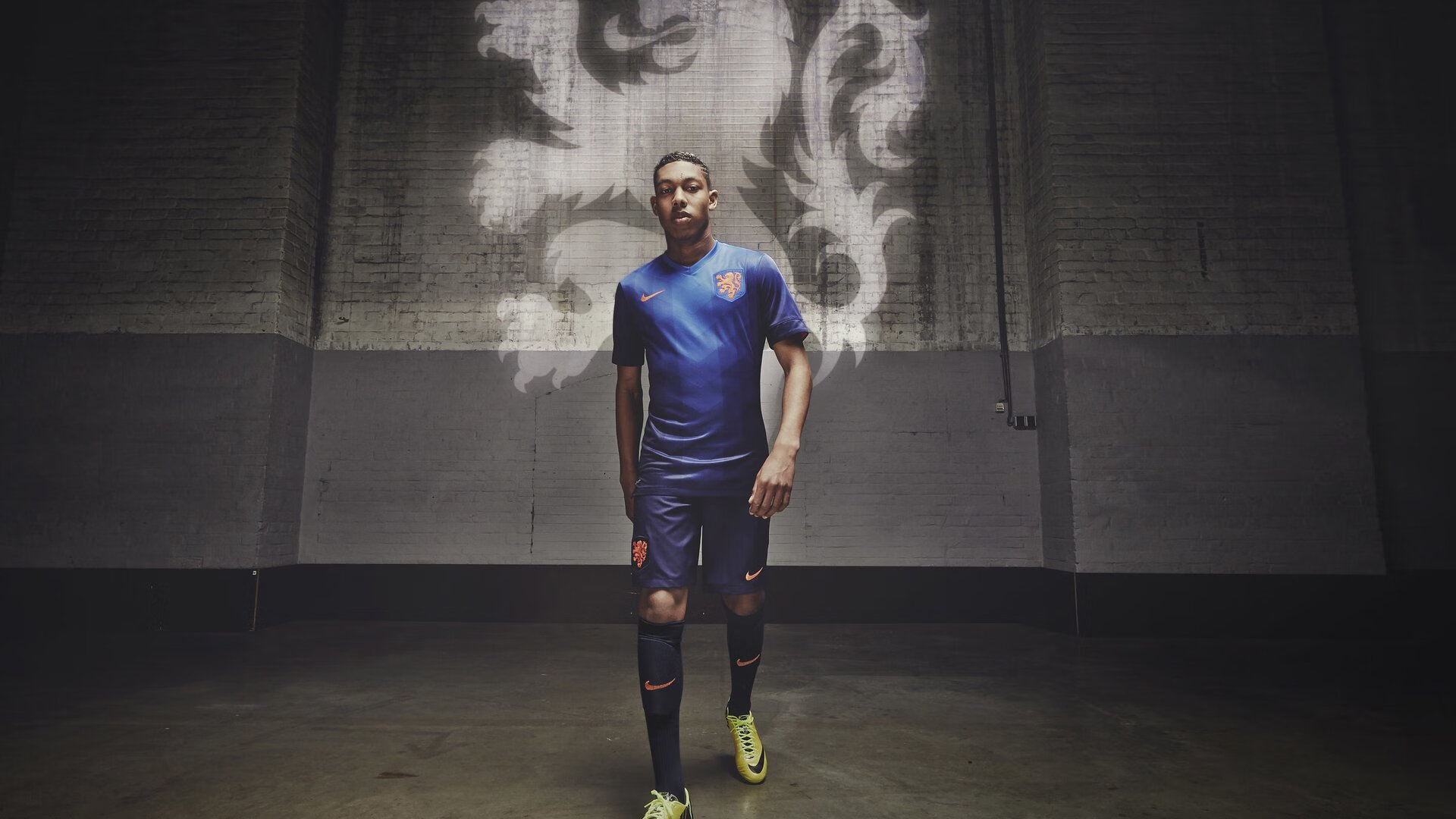 当足球遇见F1，萨内赛道超车，曼城斩落西班牙的统治时代