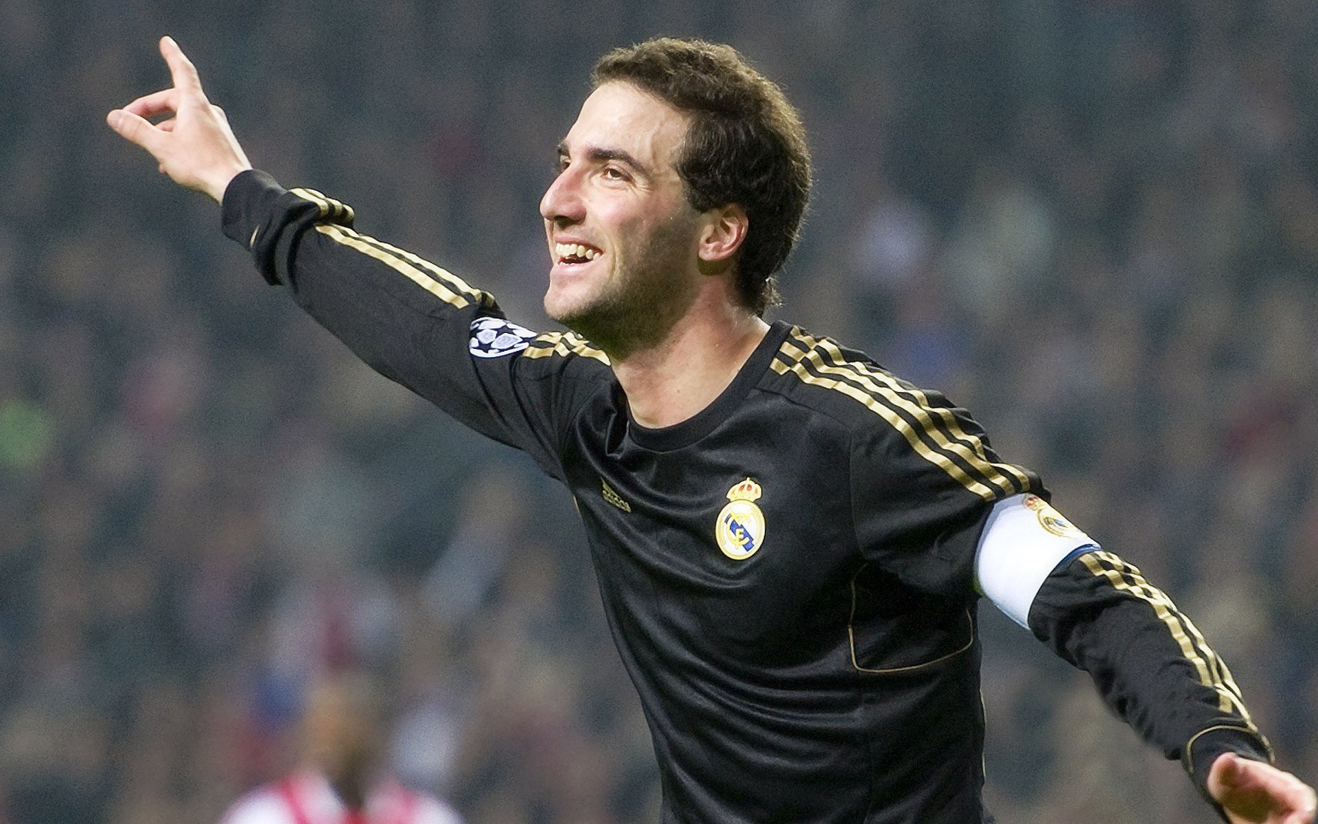 年度焦点之战之夜,阿尔瓦雷斯,硬仗之王