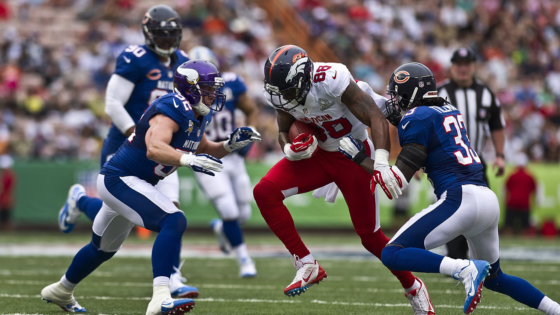 梅西关键一球定乾坤，曼联连续得分压制突尼斯展现战术韧性